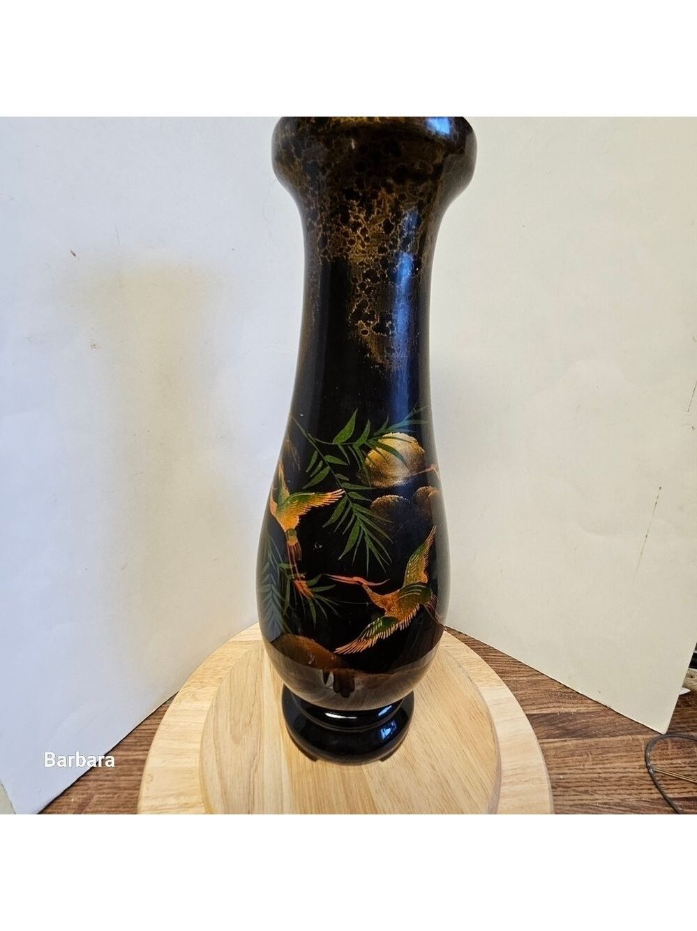 Vintage Japanese-style Hand-painted Lacquered Flying Cranes Vase - Picture 6 of 16